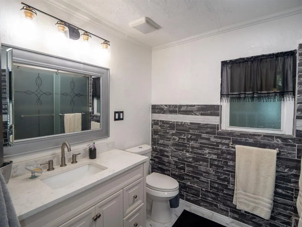 Photo 24 — 2641 NW 35th Street, Oklahoma City, OK 73112