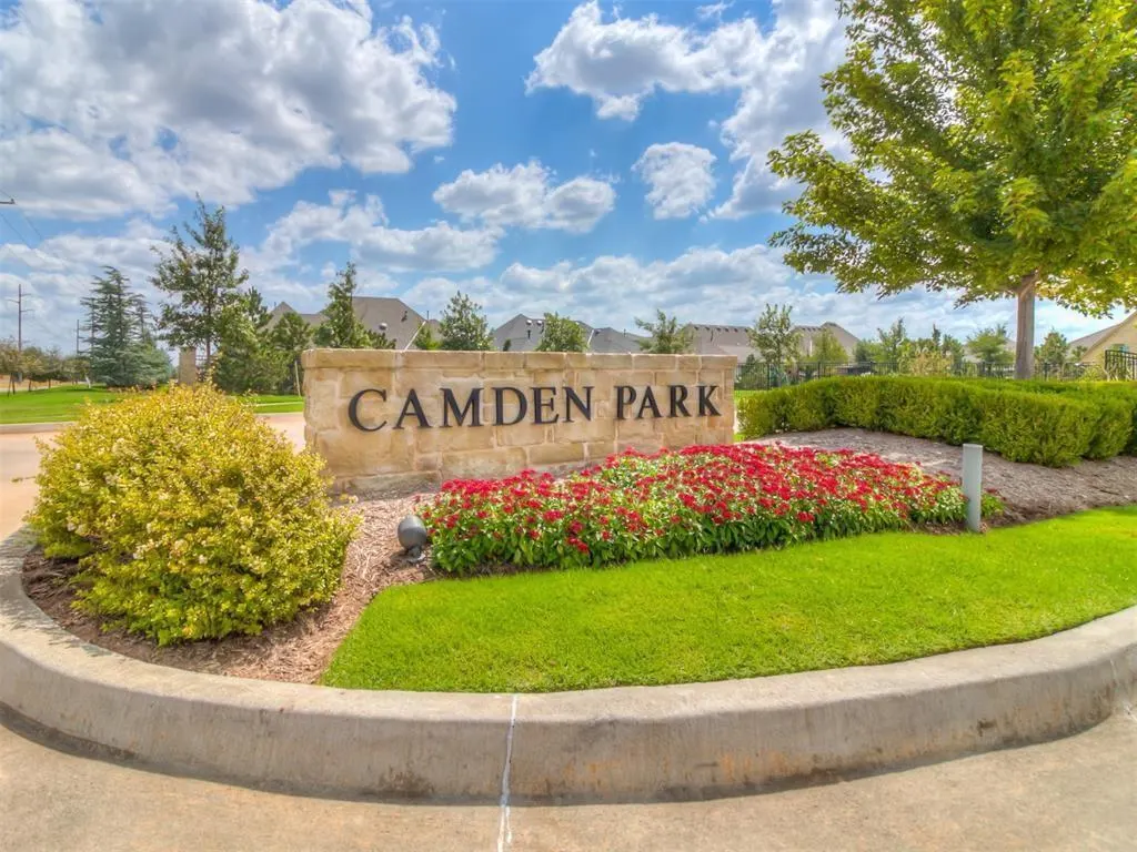 Photo 2 — 16425 Burgundy West Drive, Edmond, OK 73013
