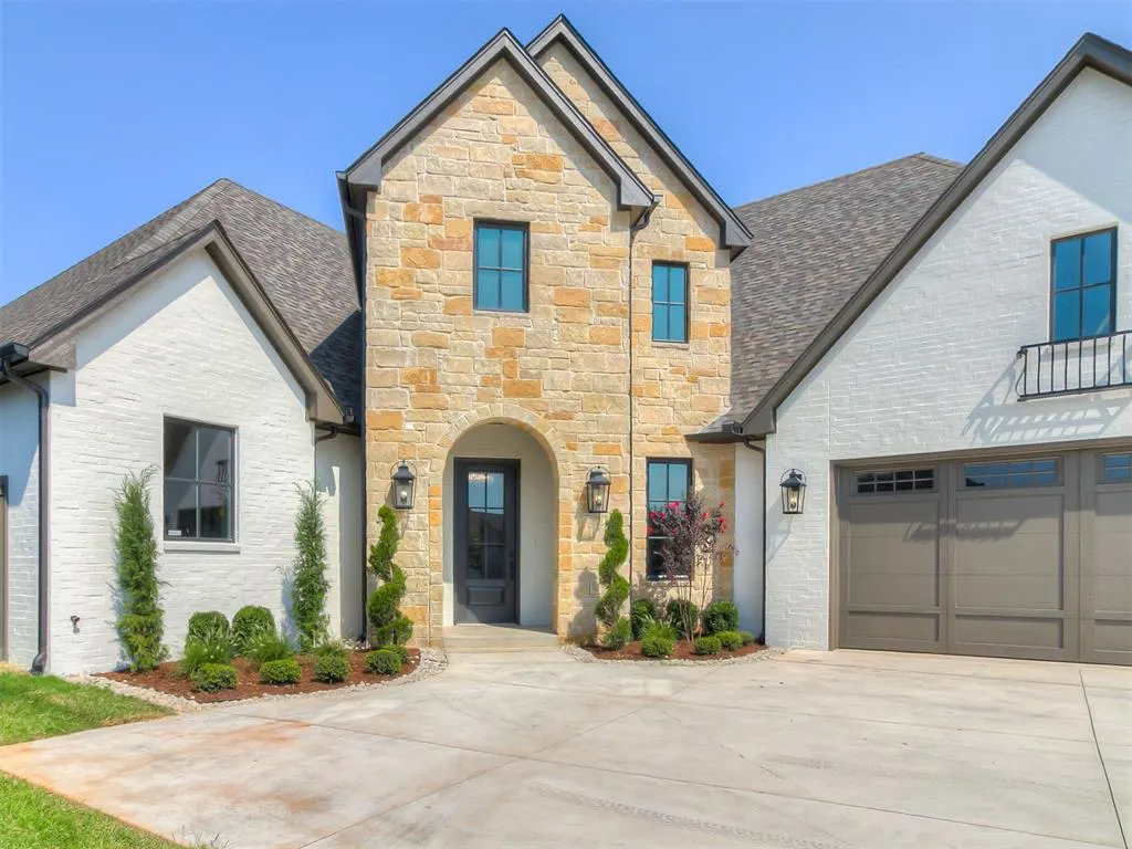 Photo 3 — 16425 Burgundy West Drive, Edmond, OK 73013
