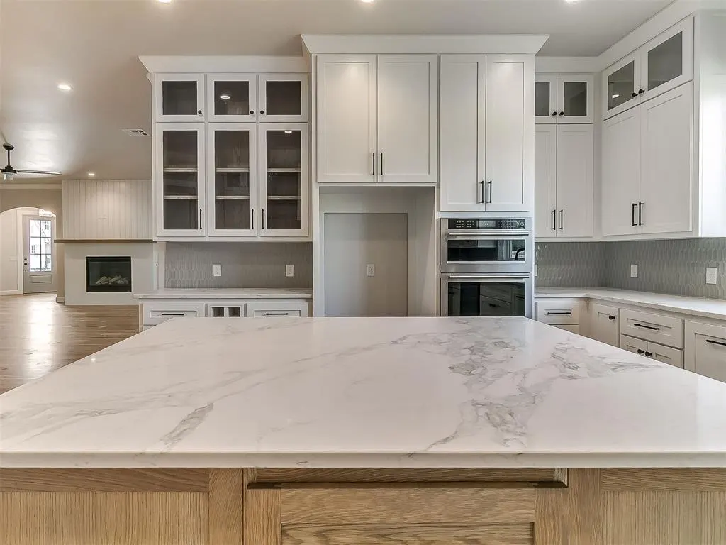 Photo 11 — 16425 Burgundy West Drive, Edmond, OK 73013