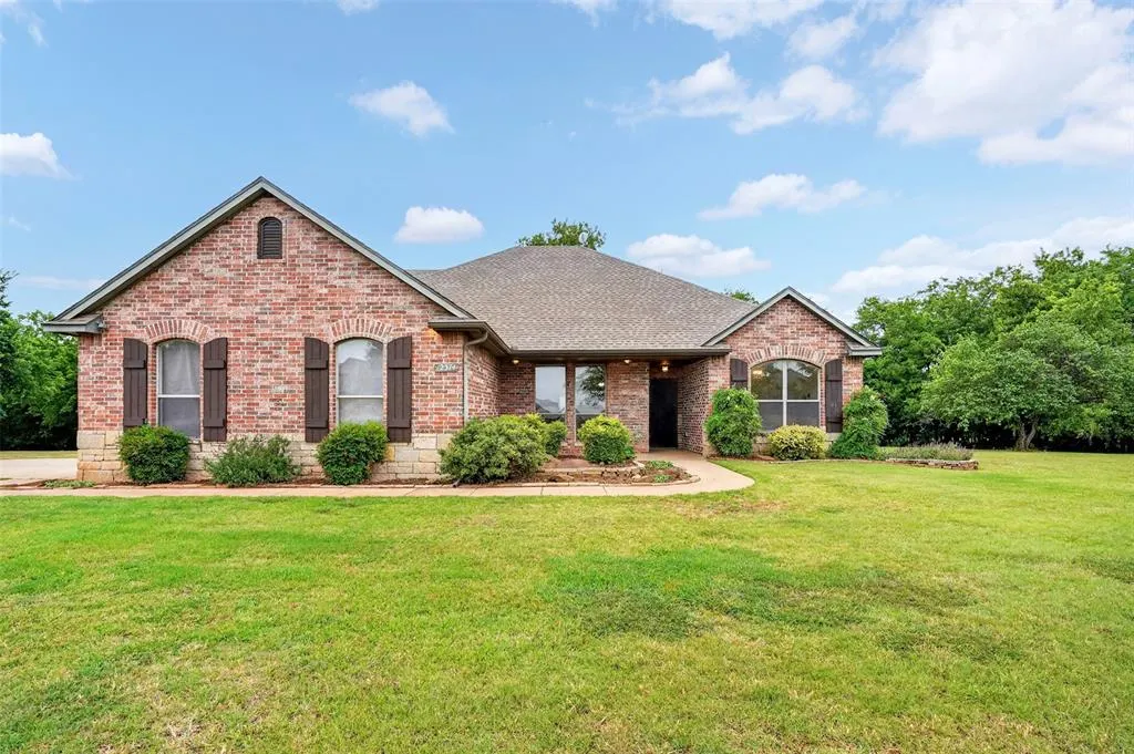 Front exterior — 12374 Fairfield Road, Guthrie, OK 73044