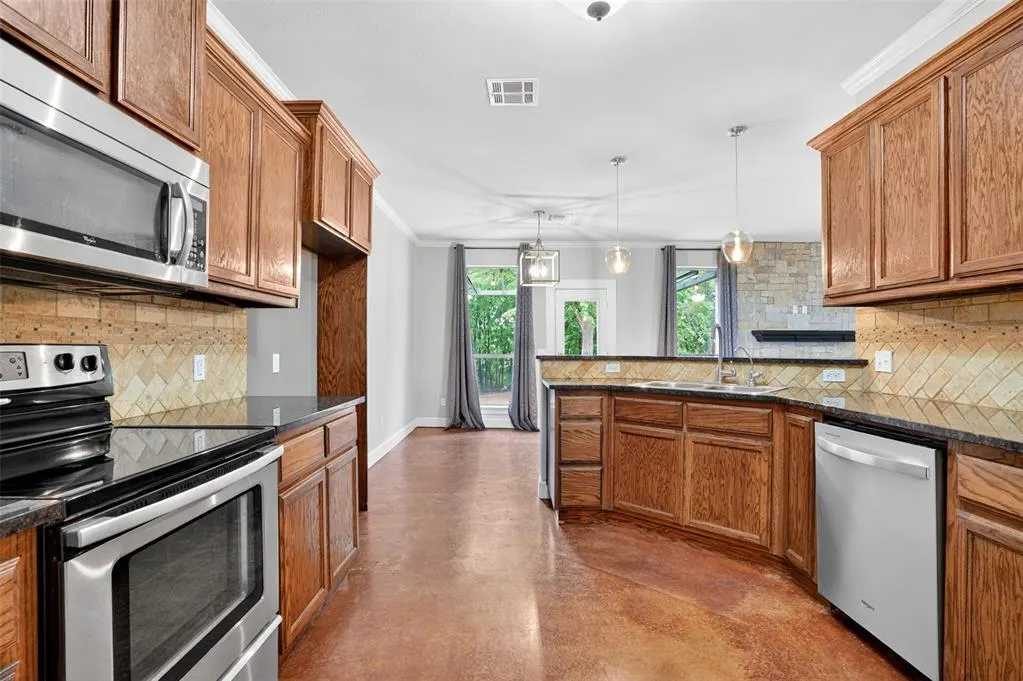 Photo 13 — 12374 Fairfield Road, Guthrie, OK 73044