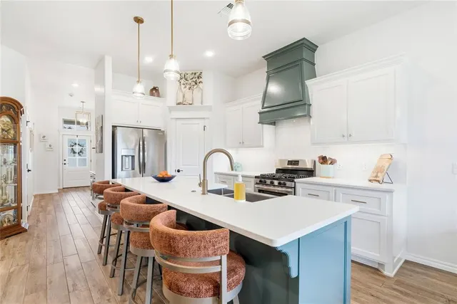 Photo 8 — 18712 Austin Place, Edmond, OK 73012