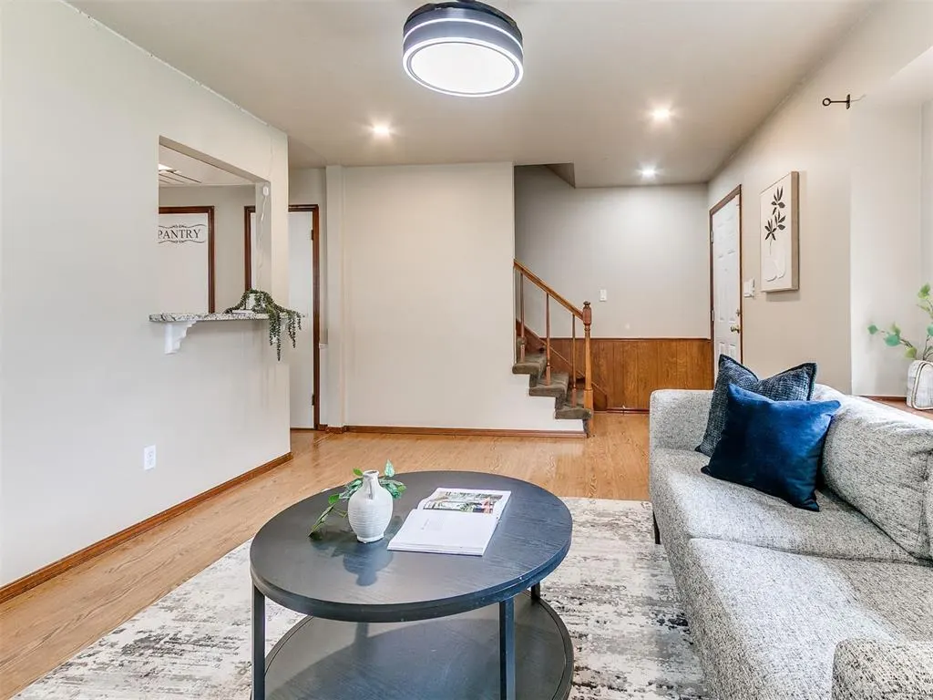 Photo 3 — 520 Jean Marie Drive, Norman, OK 73069