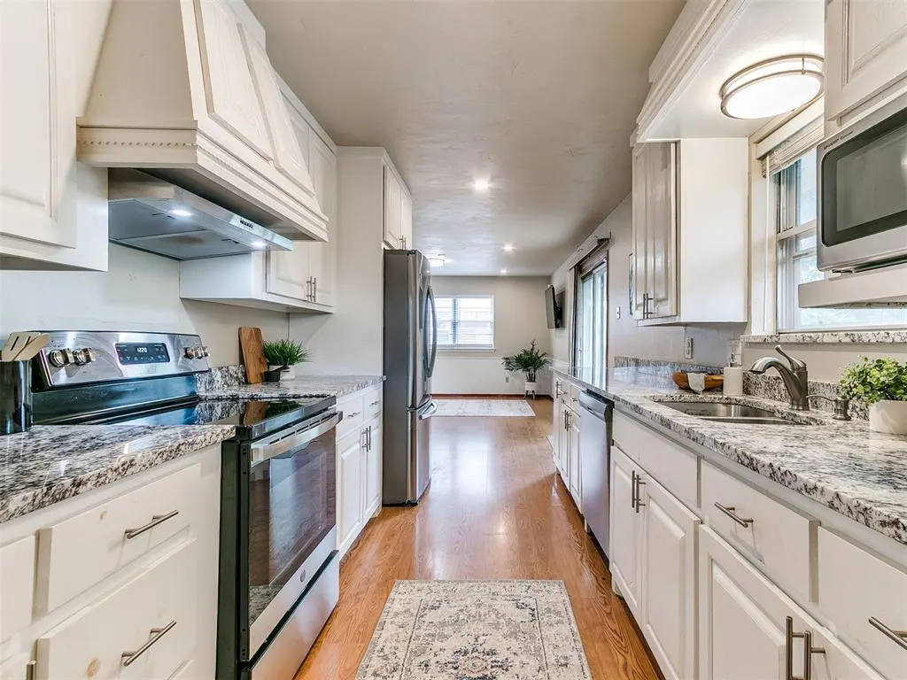 Photo 16 — 520 Jean Marie Drive, Norman, OK 73069