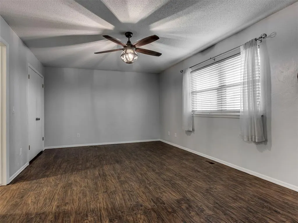 Photo 32 — 11017 NW 116th Street, Yukon, OK 73099