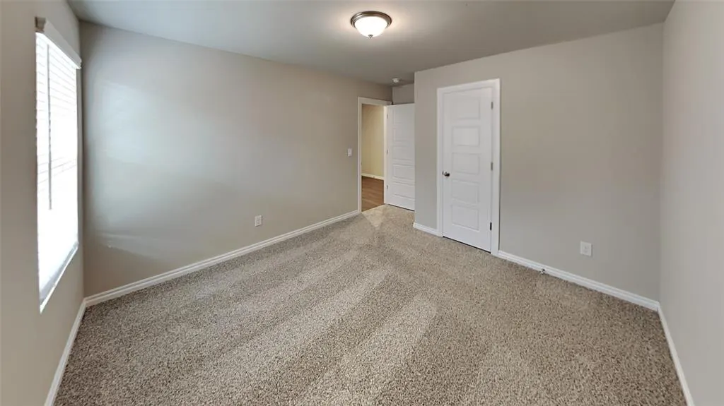 Photo 11 — 4412 Palmetto Bluff Drive, Mustang, OK 73064