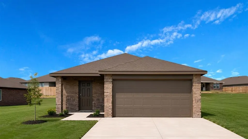 Front exterior — 557 St. Charles Place, Newcastle, OK 73065