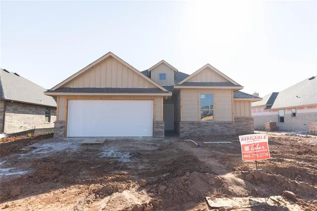Photo 2 — 8732 Kate Crossing, Yukon, OK 73099
