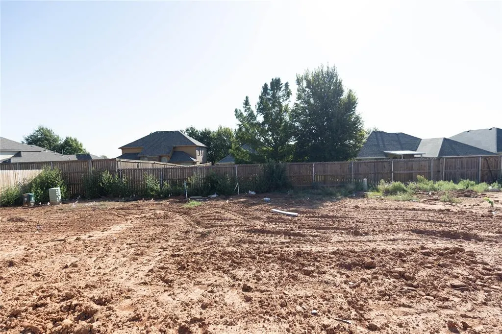 Photo 23 — 8732 Kate Crossing, Yukon, OK 73099