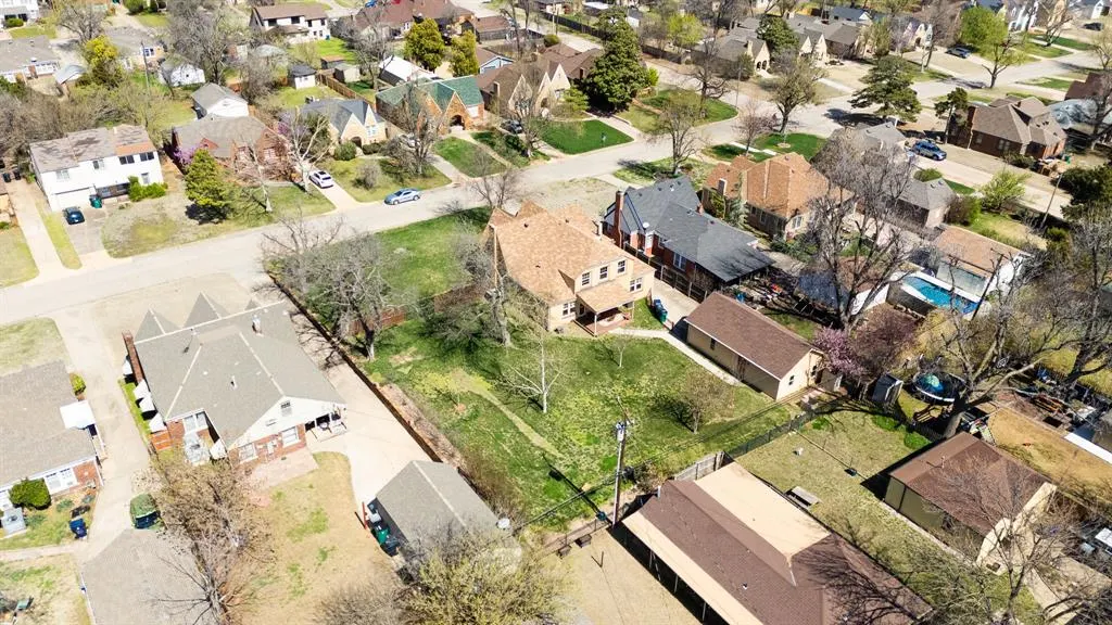 Photo 5 — 2216 NW 27th Street, Oklahoma City, OK 73107