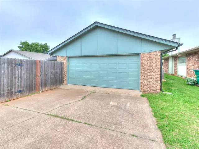 Photo 5 — 520 NW 138th Street, Edmond, OK 73013
