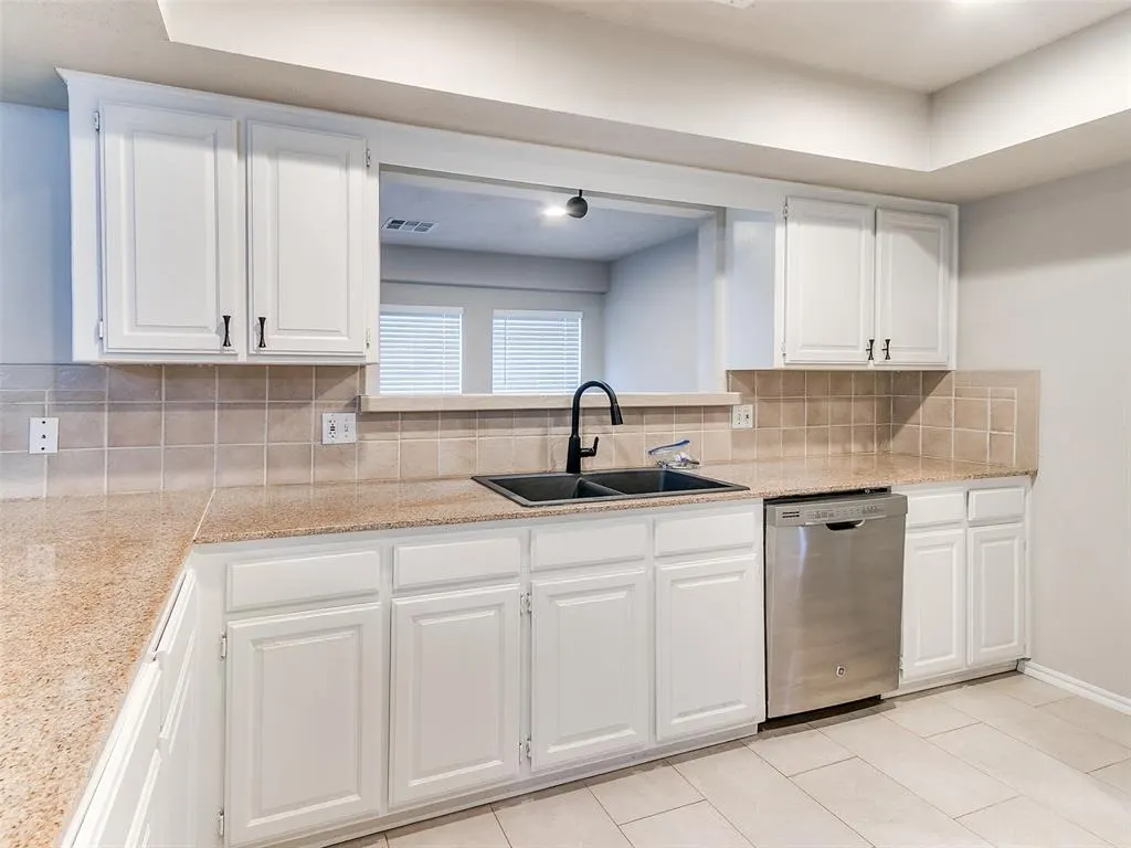 Photo 16 — 520 NW 138th Street, Edmond, OK 73013