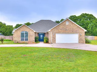 Sold home at 101 Huntington Court