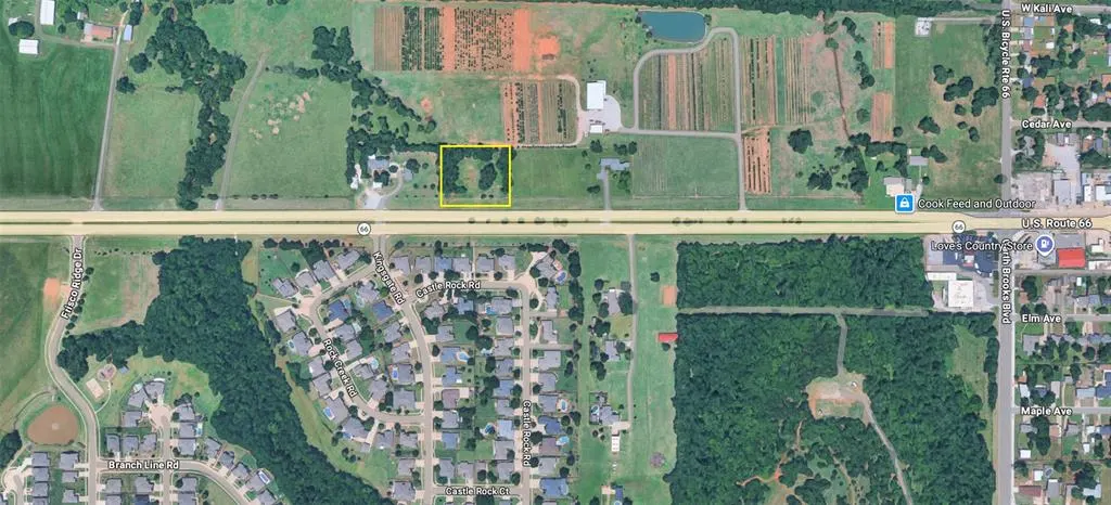 Photo 2 — 1633 W Main Street, Yukon, OK 73099