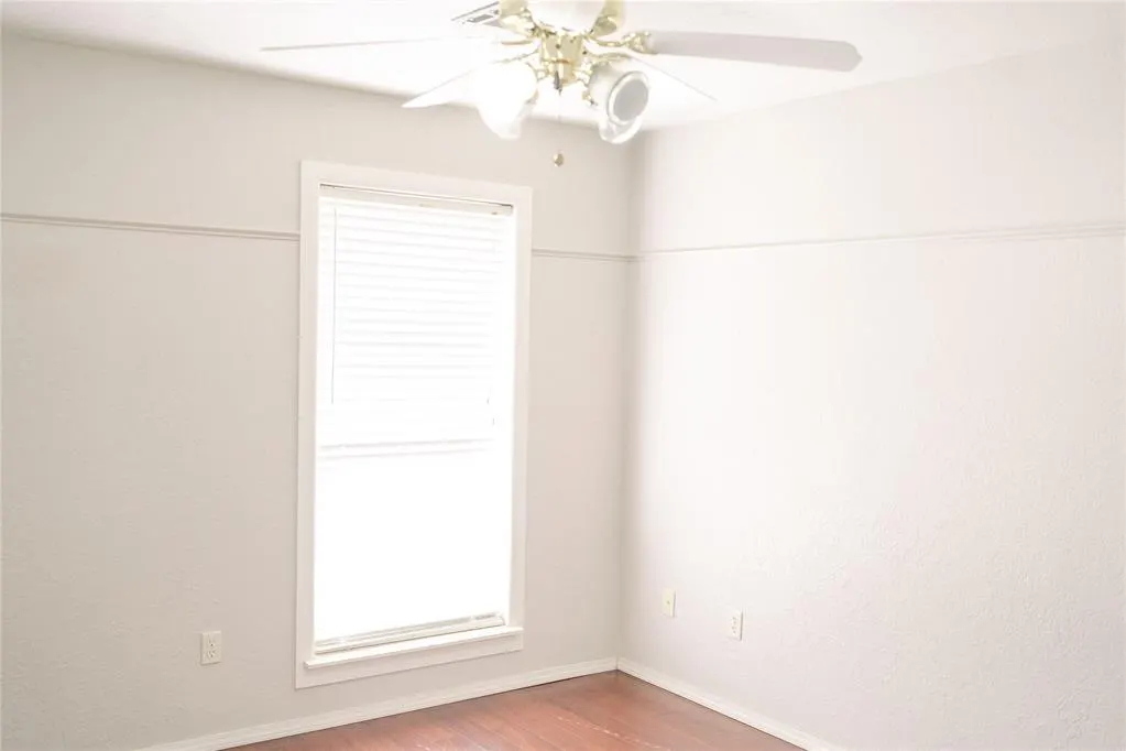 Photo 16 — 321 Peggy Drive, Elk City, OK 73644