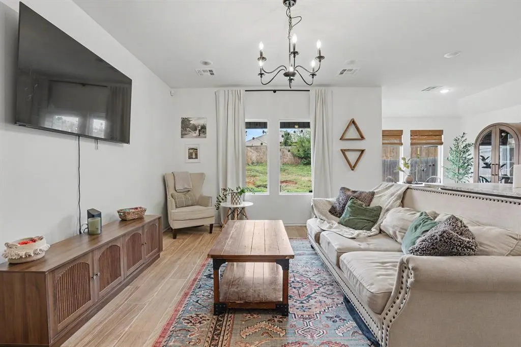 Photo 5 — 3513 Furrow Drive, Yukon, OK 73099