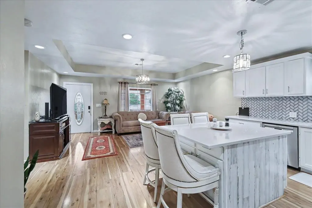 Photo 13 — 4043 NW 8th Street, Oklahoma City, OK 73107