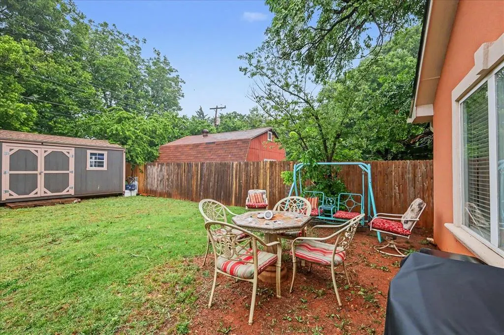 Photo 38 — 4043 NW 8th Street, Oklahoma City, OK 73107