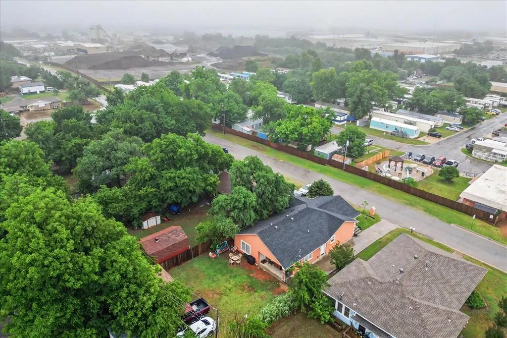 Photo 48 — 4043 NW 8th Street, Oklahoma City, OK 73107