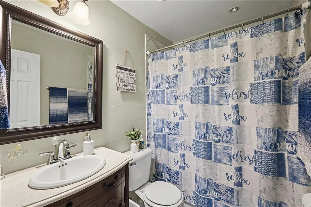 Photo 27 — 4043 NW 8th Street, Oklahoma City, OK 73107