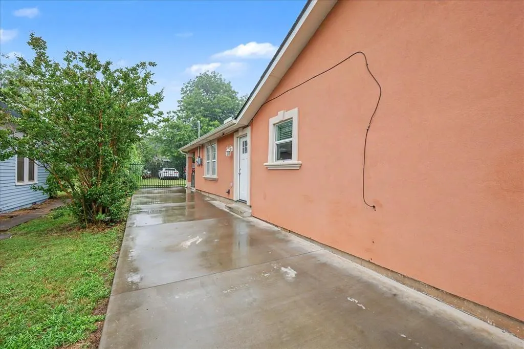 Photo 33 — 4043 NW 8th Street, Oklahoma City, OK 73107