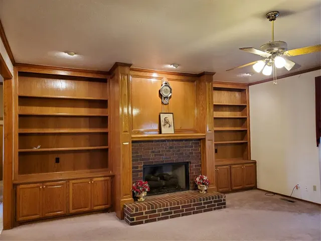 Photo 2 — 441 Cactus Road, Yukon, OK 73099