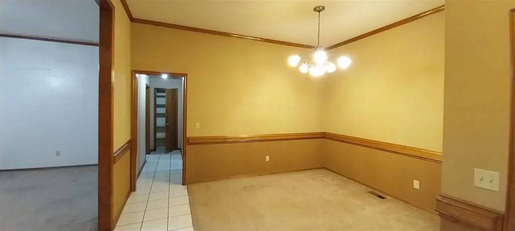 Photo 3 — 441 Cactus Road, Yukon, OK 73099