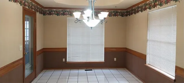 Photo 5 — 441 Cactus Road, Yukon, OK 73099