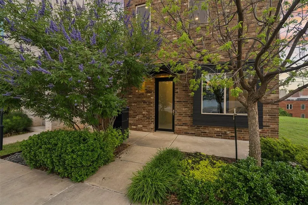 Photo 4 — 616 NW 6th Street, Oklahoma City, OK 73102
