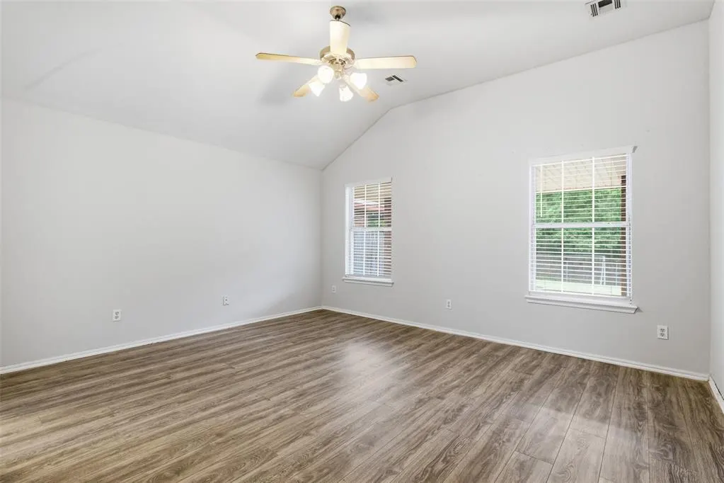 Photo 13 — 1708 Parkridge Drive, Norman, OK 73071