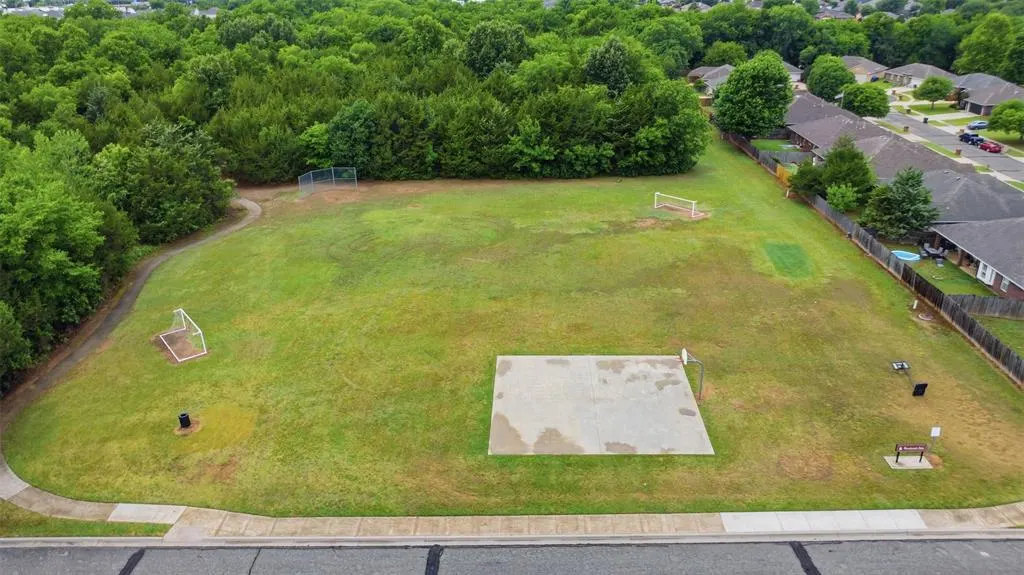 Photo 27 — 1708 Parkridge Drive, Norman, OK 73071