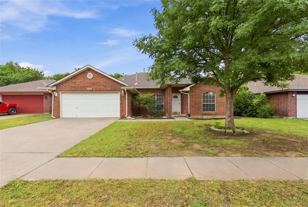 Front exterior — 1708 Parkridge Drive, Norman, OK 73071