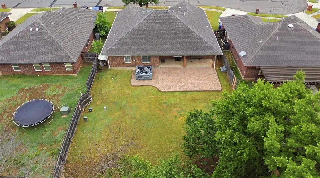Photo 28 — 1708 Parkridge Drive, Norman, OK 73071