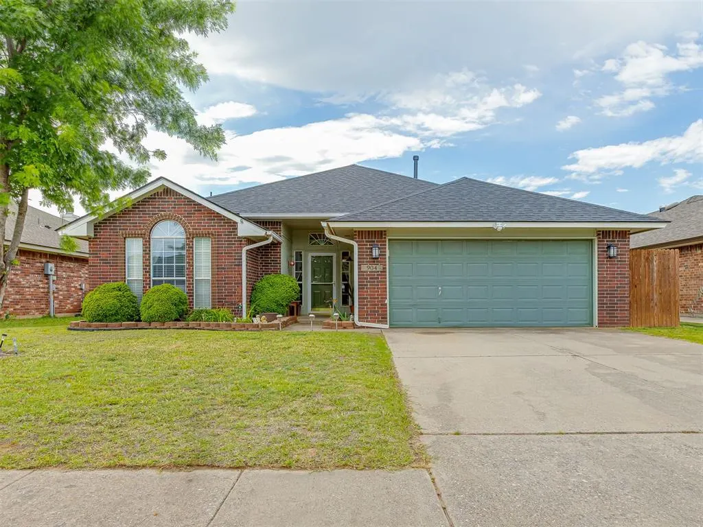 Photo 2 — Address unavailable, Moore, OK 73160