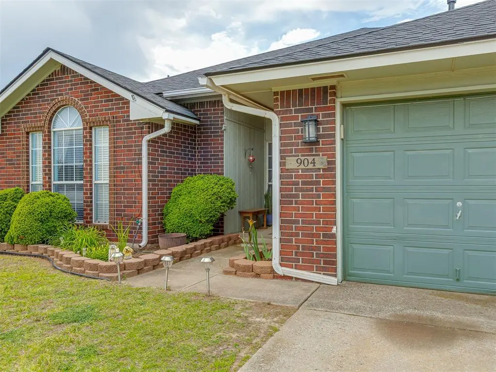 Photo 4 — Address unavailable, Moore, OK 73160