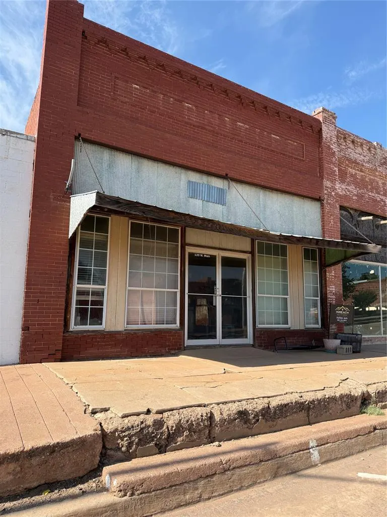 Front exterior — 120 W Main Street, Tipton, OK 73570