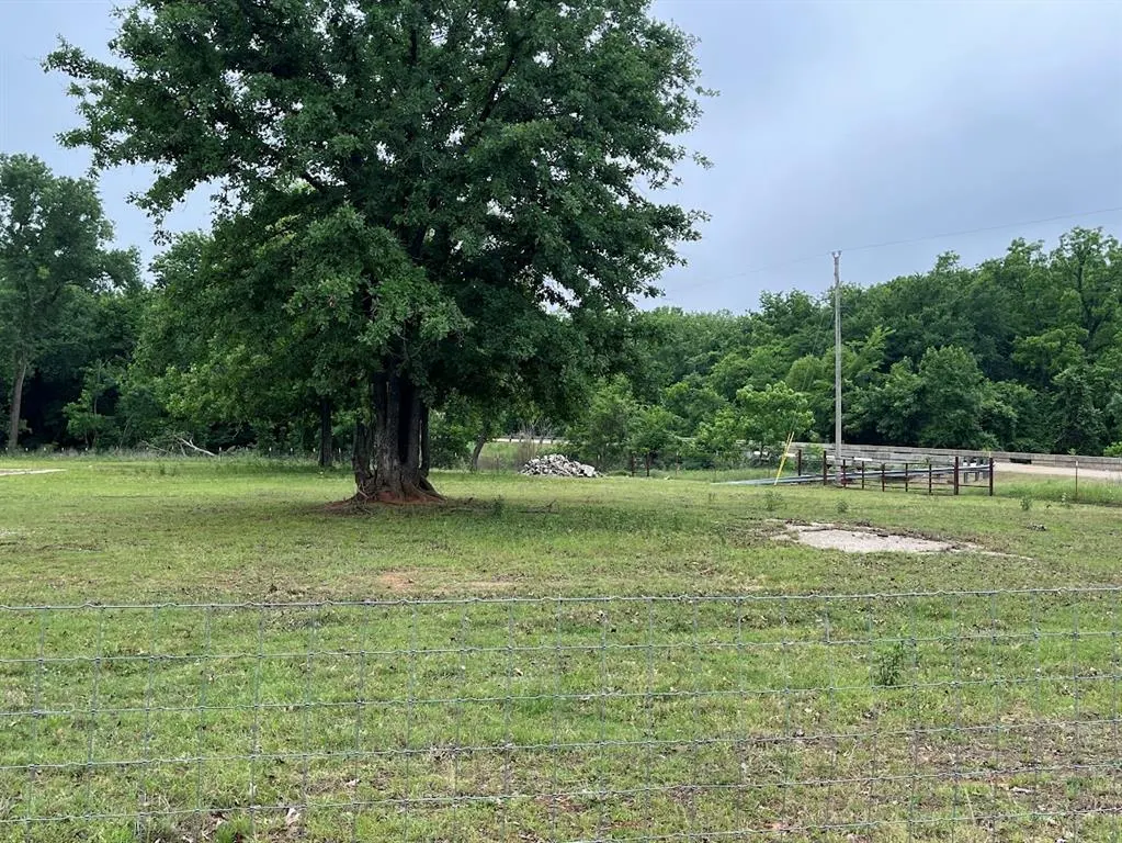Photo 9 — 10454 Leftwich Street, Boley, OK 74829
