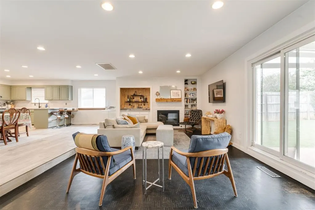 Photo 8 — 3820 NW 68th Street, Oklahoma City, OK 73116