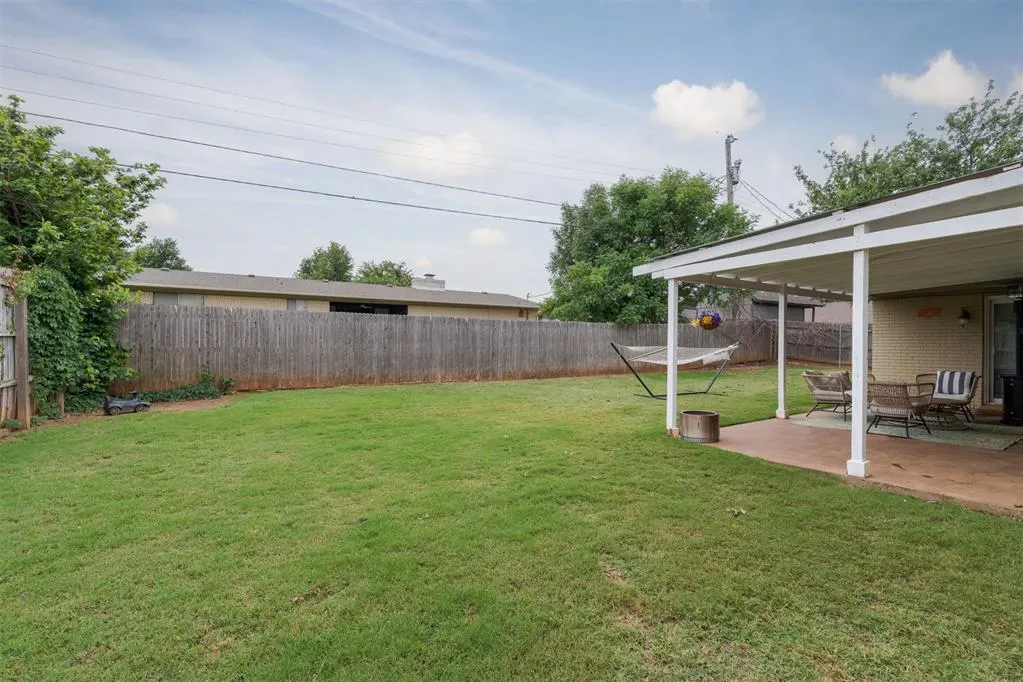 Photo 32 — 3820 NW 68th Street, Oklahoma City, OK 73116
