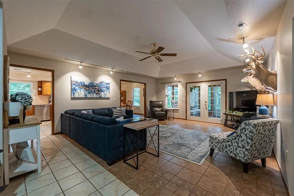Photo 13 — 1209 County Street 2955, Tuttle, OK 73089