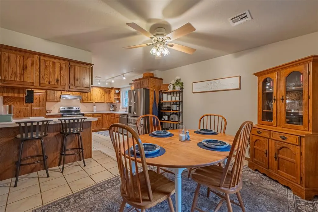 Photo 21 — 1209 County Street 2955, Tuttle, OK 73089