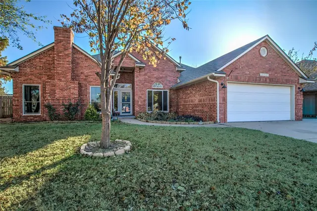 Front exterior — 14504 Waterfront Road, Edmond, OK 73013