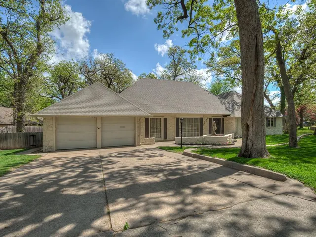 Photo 4 — 3208 N Preston Drive, Oklahoma City, OK 73122