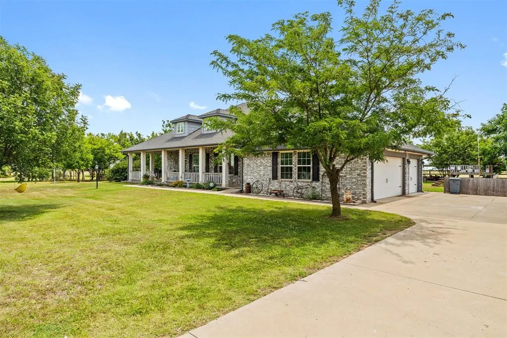 Photo 3 — 915 Rother Road, Union City, OK 73090