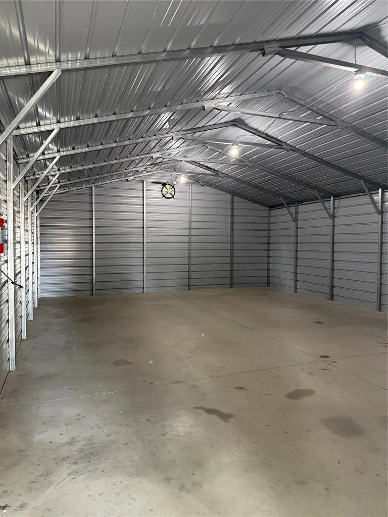 Photo 11 — 306 E Gentry Avenue, Checotah, OK 74426