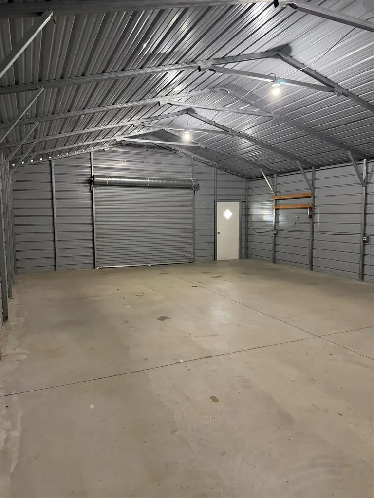 Photo 12 — 306 E Gentry Avenue, Checotah, OK 74426