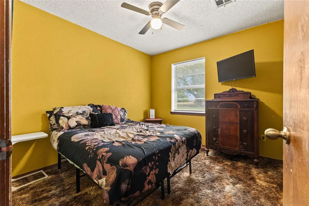 Photo 16 — 424 S 1st Avenue, Fairview, OK 73737