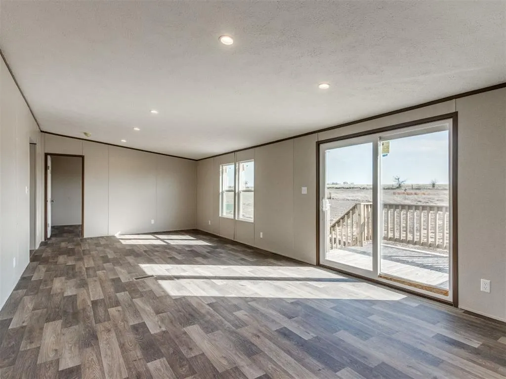 Photo 6 — 21222 Prairie View Road, Blanchard, OK 73080