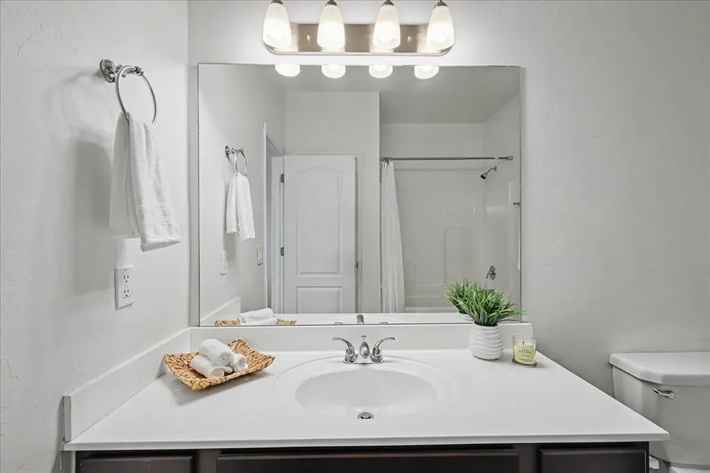 Photo 20 — 9616 Eli Drive, Moore, OK 73160